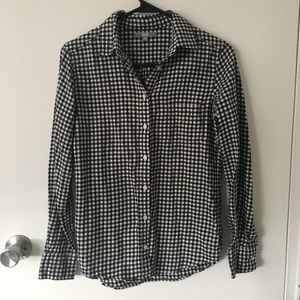 Uniqlo White & Black Checkered Button Down